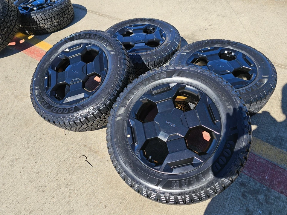 Llantas 17" Kia Sorento X-PRO OEM llantas neumáticos Telluride Sedona 2025 2026 neumáticos NUEVO Foto 2 de 4