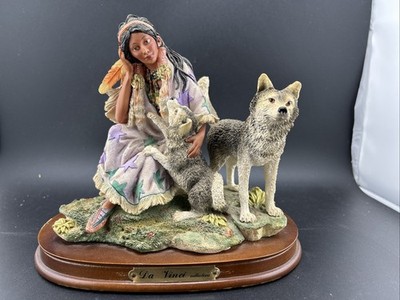 Da Vinci Collection  Native American Indian Woman And Wolf Statue