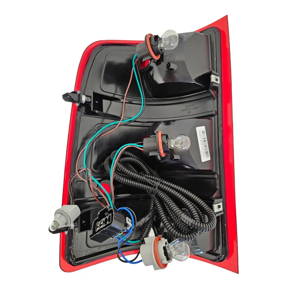 Conjunto de luz trasera lateral derecha para pasajero GMC Sierra 1500 2500HD 2007-2013 Foto 2 de 4