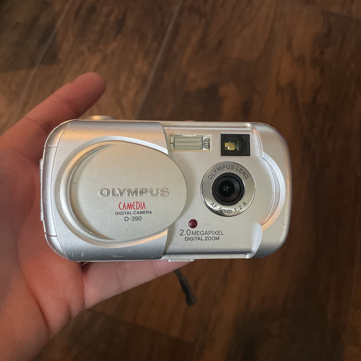 Olympus CAMEDIA D-390 2.0MP Digital Camera - Silver 402312861