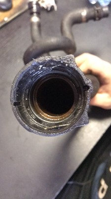 BMW 5 E60 E61 2008 Petrol engine water coolant pipe hose 7555256  