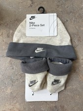 Nike Baby Booties and Hat Set Newborn, 0-6 Months