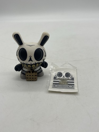 Kidrobot Dunny 3" Serie 4 MAD Modern Hero