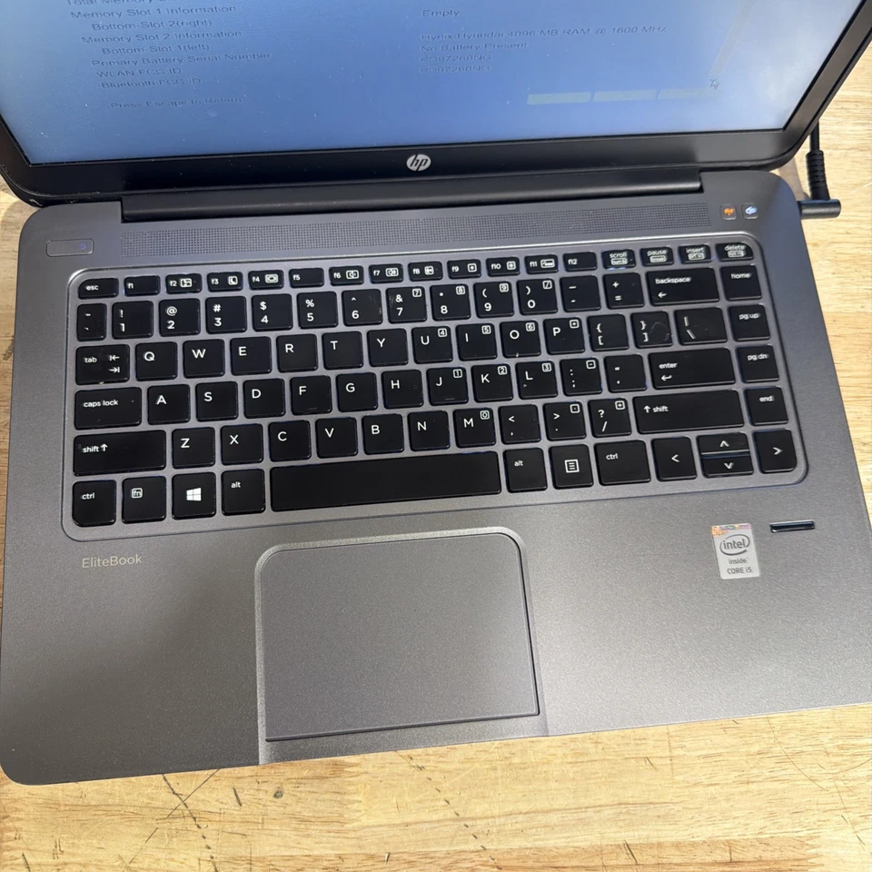HP Elitebook Folio 1040 G1 _ i5-4300U @ 1.9 _ 4GB RAM _ Sin SSD / OS / AC Foto 4 de 4