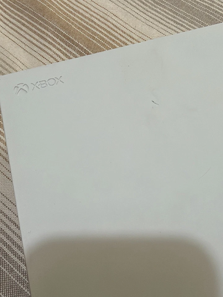 Microsoft Xbox Series S, foto 3 di 5