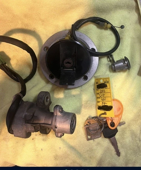 LOCK SET