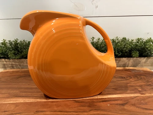 Post 86 Fiesta Homer HLC Tangerine  Large Disc Pitcher   67 Oz.  Very Nice
