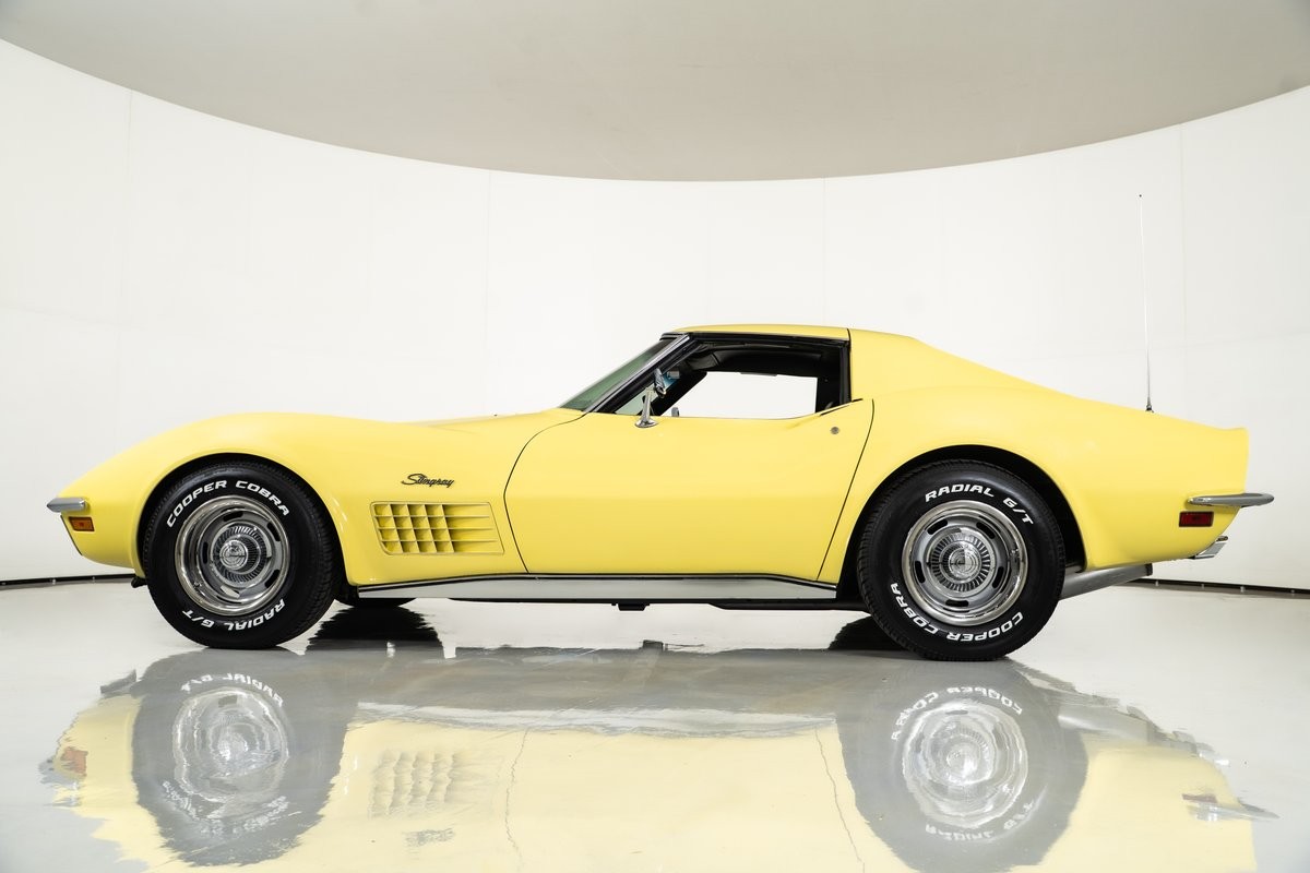1970 Daytona Yellow Chevrolet Corvette   | C3 Corvette Photo 7