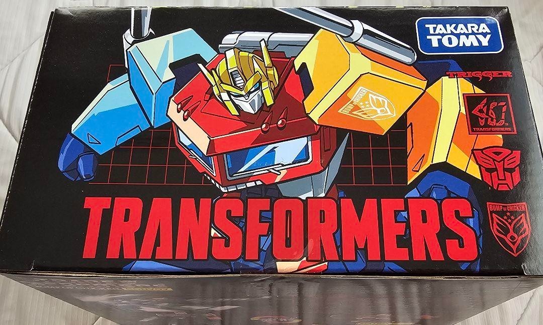 TAKARA TOMY TRANSFORMERS BUMP OF CHICKEN CONVOY Figure