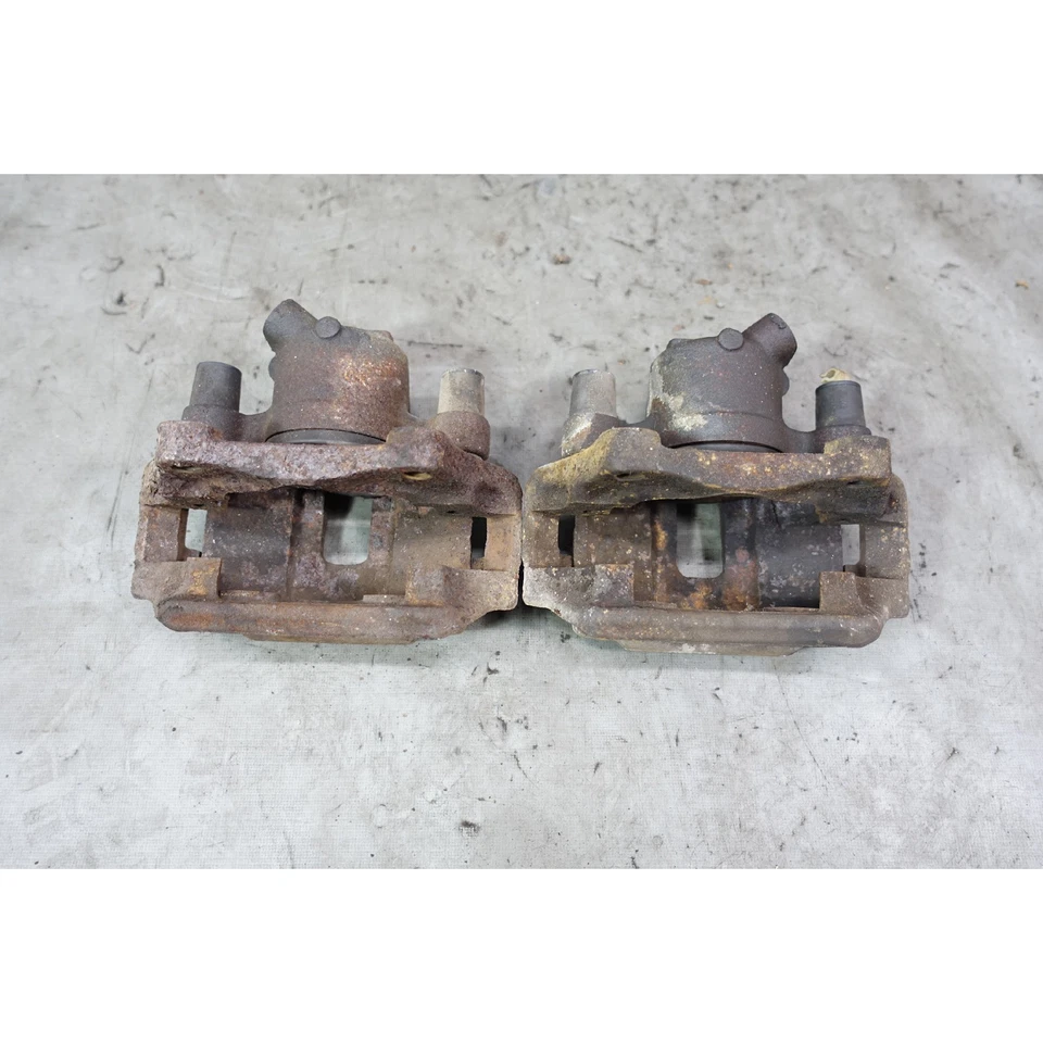 Par de pinzas de freno delanteras BMW E30 serie 3 1984-1993 Girling Factory 318i 325i Foto 2 de 3