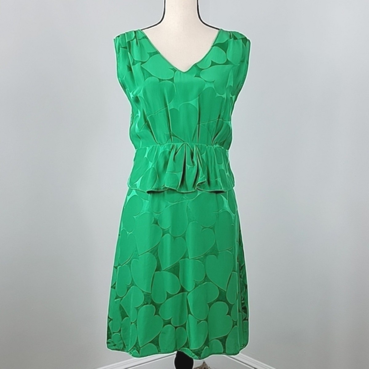 Marc by Marc Jacobs Green Hearts Pattern Sleeveless Silk Dress 4 FLAWED