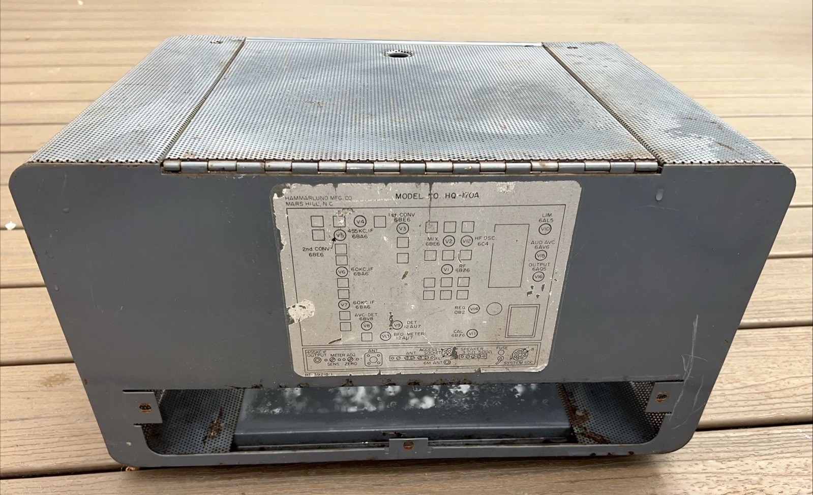 Hammarlund HQ-170AReceiver Cabinet  with Flip Lid - Also fits HQ-145A & HQ-180A