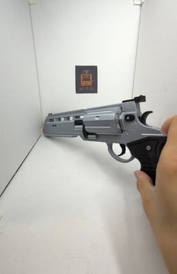 Resident Evil 9 Requiem 2026-Leon's Revolver Requiem 1:1 Prop