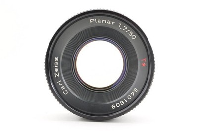 CONTAX Carl Zeiss Planar 50mm f/1.7 T* AEJ Standard Lens [Near