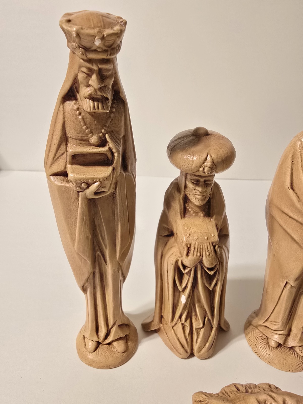 Vintage 1977 Byron Molds Ceramic Nativity Figurines