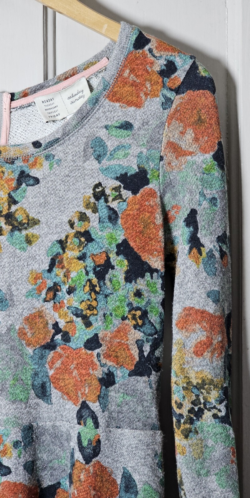 Fairycore Mon-Sun Dress Women's Size S Gray Floral Lace Sweatshirt L/S Comfy