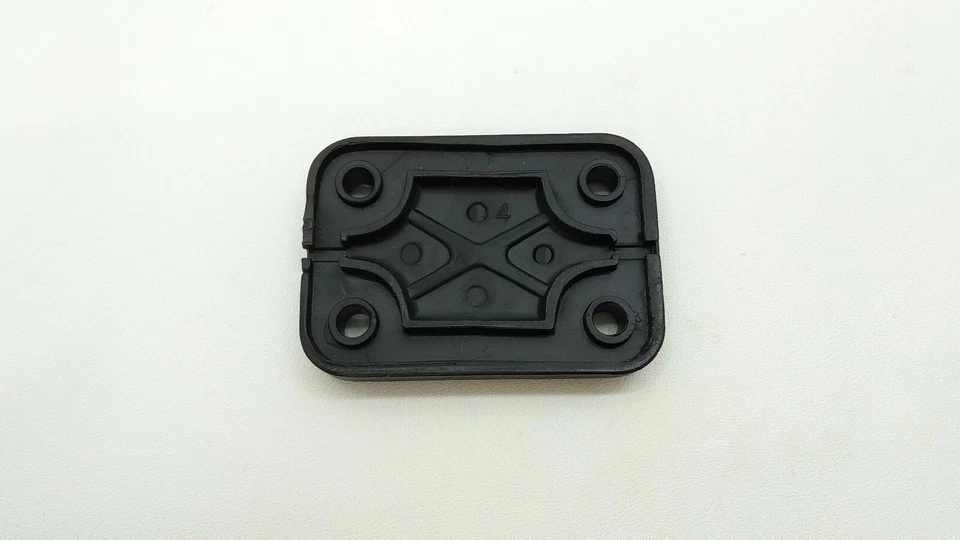 Tapa de cilindro maestro de freno delantero Honda ATC200 ATC250 Hawk 145 HX135 MB100 MB50  Foto 2 de 4