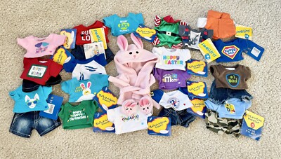 Build a Bear SMALLFRYS Buddies Lot 25 Pieces Clothes BAB Shirts Robe Pants &More