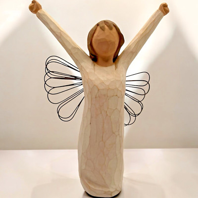 Willow Tree Angel of Courage Figurine 6'' Demdaco Susan Lordi 2004