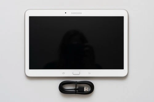 Samsung Galaxy Tab 4 10.1" White Wi-Fi T533 16GB - Charging Cable Included.