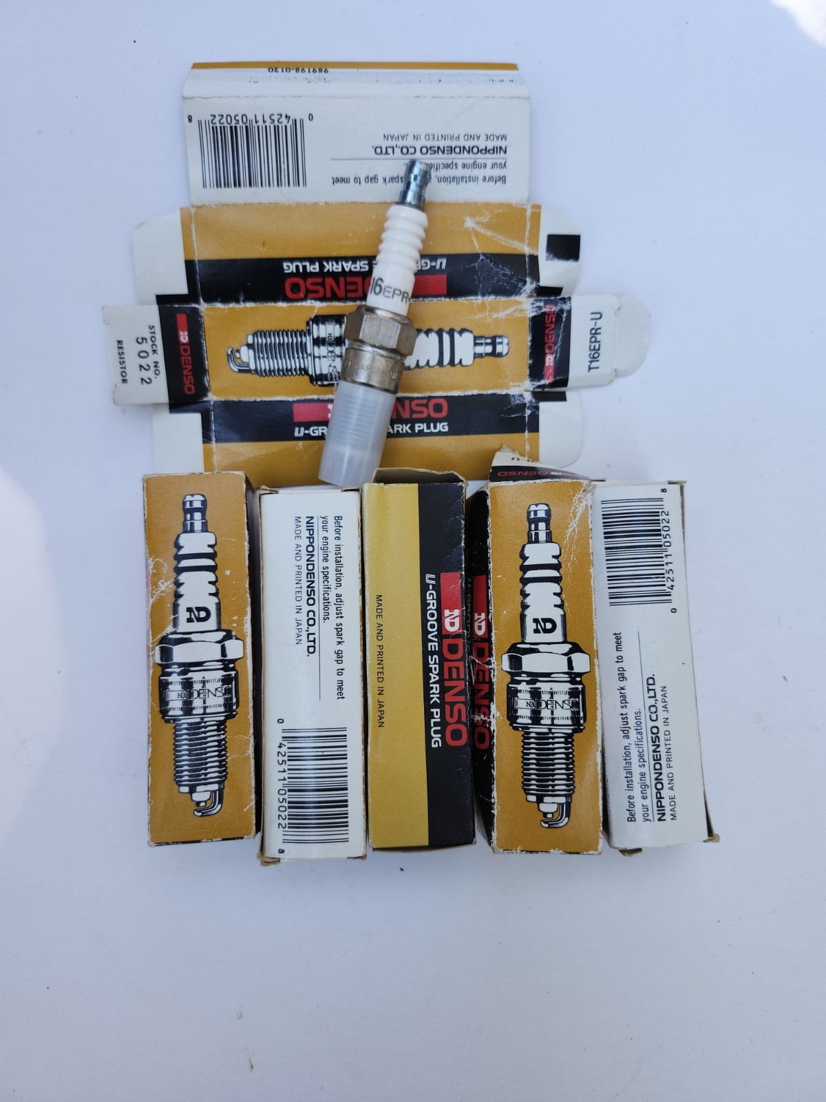 Vintage Nippondenso Denso T16EPR-U U-Groove Spark Plugs New Old Stock