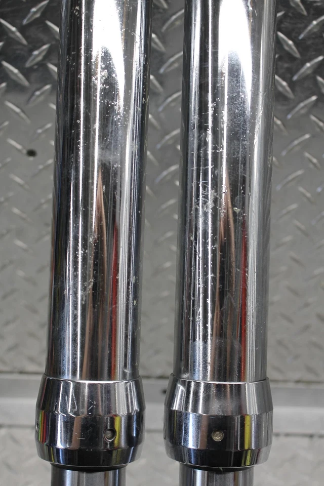 Juego de suspensión de choque horquillas delanteras Buell Cyclone M2 2000 par (cromo está astillado) Foto 4 de 4