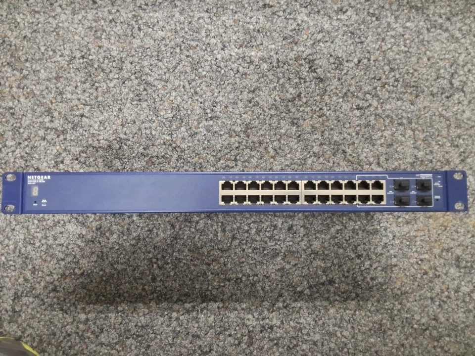 Netgear GS727TS I