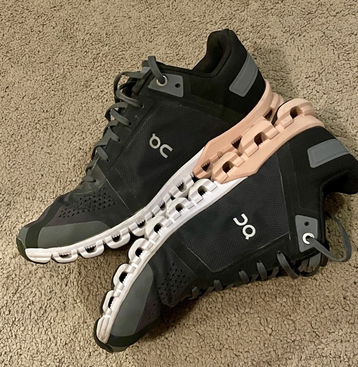 On CloudFlow Shoes Women’s Size 8 Running Rock Rose Gray Pink White Cloud