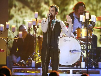 Brandon Flowers and Ronnie Vannucci of the Killers perform 2006 Old Photo 7