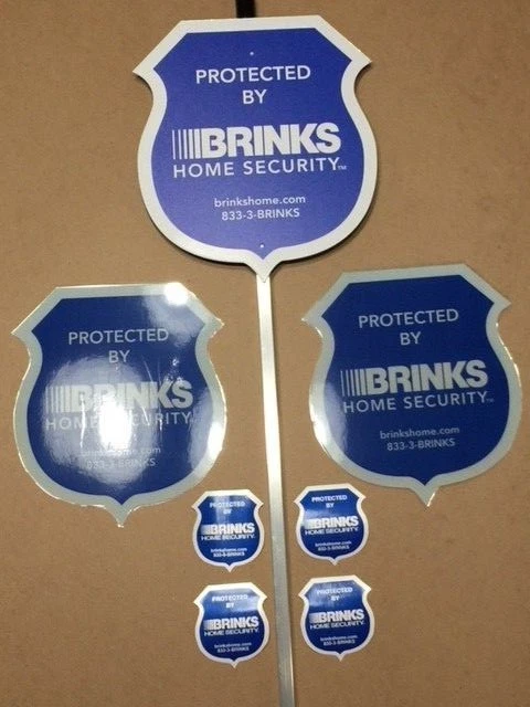 **NEW** BRINKS REFLECTIVE SECURITY YARD SIGN + 4 2-Sided Decals + SOLAR LIGHT - Image 4 of 4