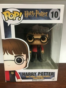 Amazon Com Harry Potter Harry Potter Triwizard Tournament Funko Pop Vinyl Figure Includes Compatible Pop Box Protector Case Toys Games