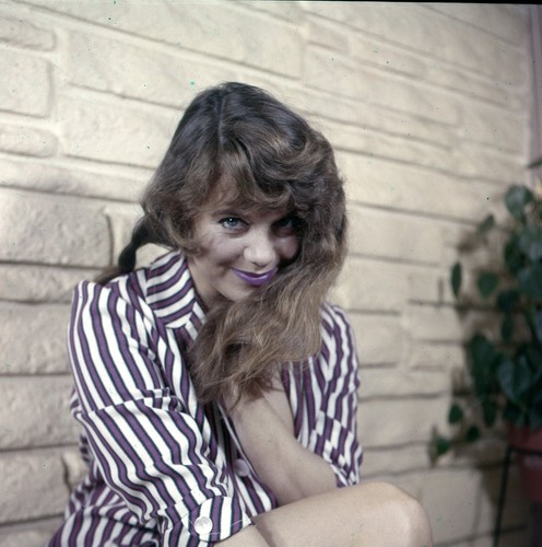 LV10-334 SEXY 1960s PIN-UP MODEL IRIS BRISTOL FLIRTY POSE ORIG 2-1/4" COLOR FILM | eBay