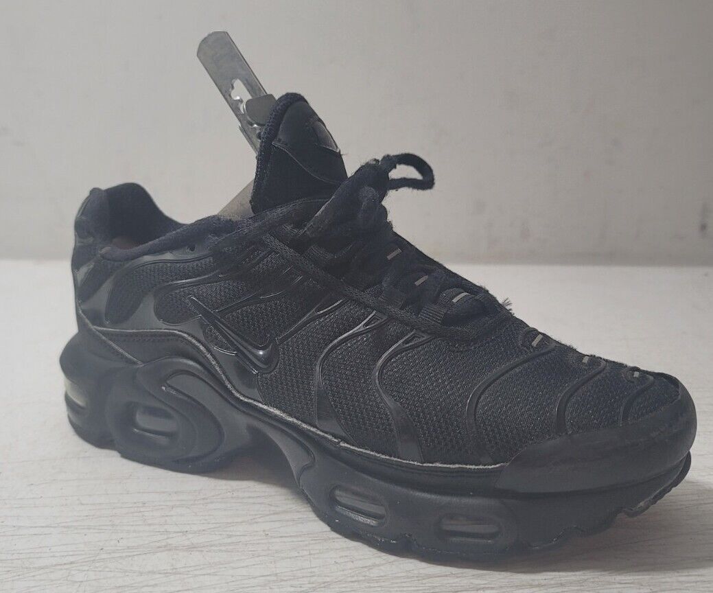 New Nike Air Max Plus GS 'Triple Black' US 4.5Y 6 Womens New Nike Air Max Plus GS 'Triple Black' US 4.5Y 6 Womens