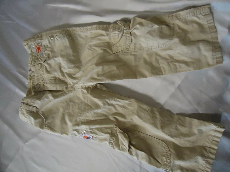 Hartstrings Girl's Pants Size 5 Lot of 2 Khaki Embroidery Green Pink Flowers - Image 4 of 4