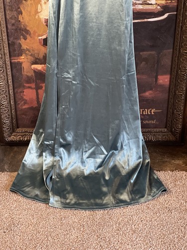 ANRABESS Women Satin Maxi Dress Sage Green Spaghetti Strap Size SMALL (4-6) New - Picture 4 of 5