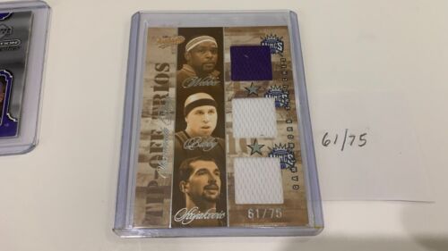 4 Card Lot Mike Bibby / Peja / Webber Jersey / Warm-Ups, 02-03 UD, 04-05 Flair - Picture 5 of 6