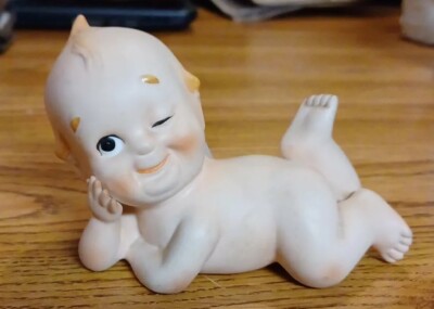 Bisque Porcelain Kewpie Cupie 3 x 5 Inch Piano Baby Figurine KW 228