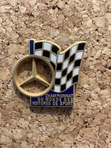 Pin's Arthus BERTRAND - Collection
