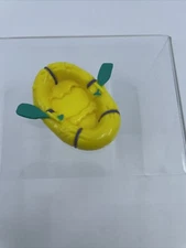 Vintage Mighty Max STORMS DRAGON ISLAND Yellow Life Raft Boat Bluebird 1993