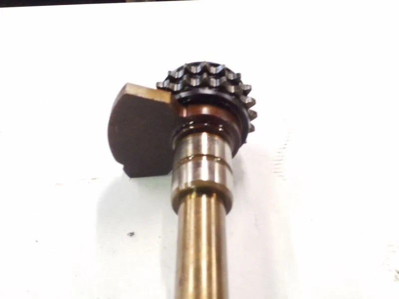 Engranaje de distribución eje intermedio | Se adapta a Mercedes Benz CLK320 E320 1998-2005 Foto 3 de 4