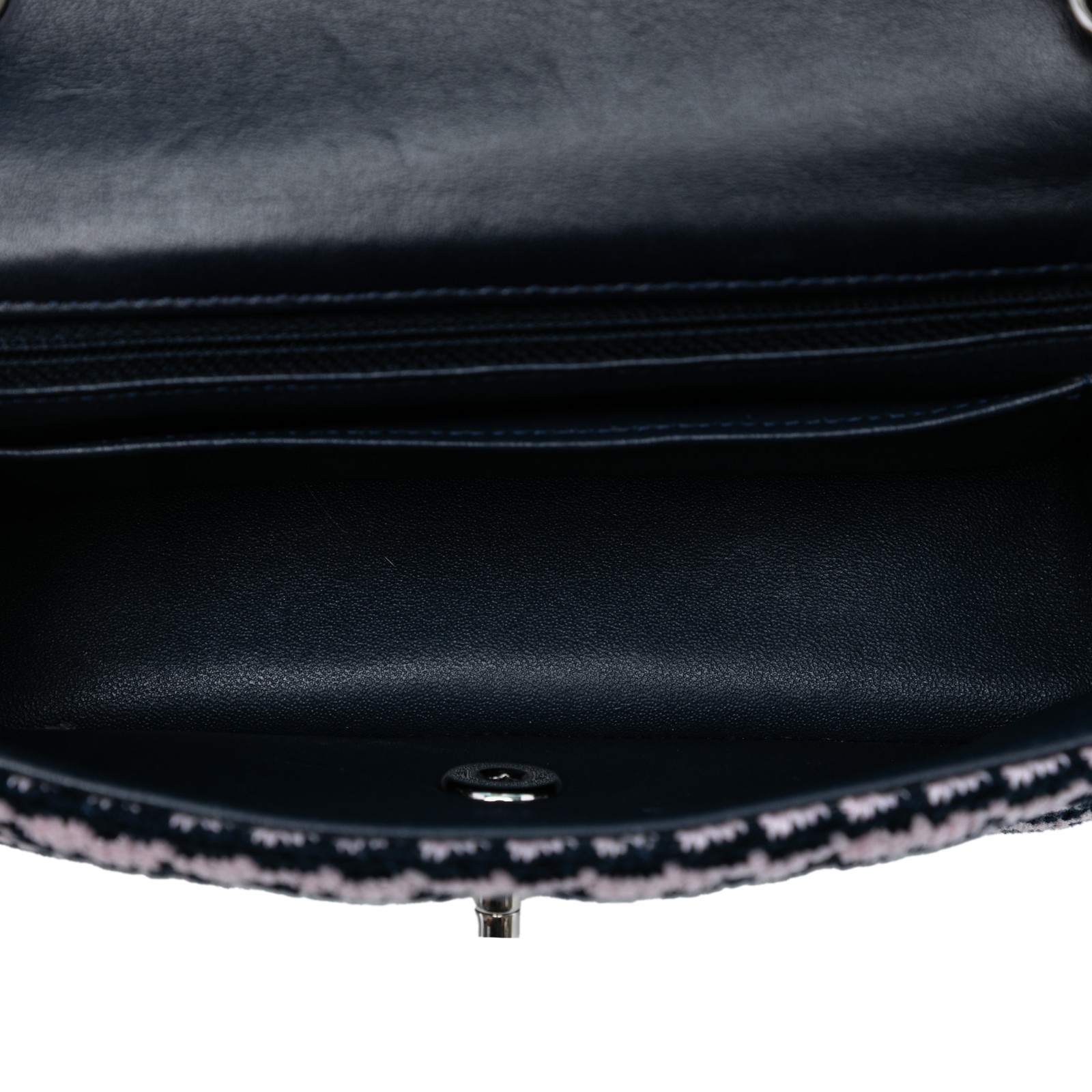 Authenticated Chanel Mini Rectangular Classic Twe… - image 4