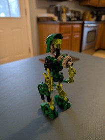 LEGO BIONICLE Toa Lewa 8535 - Complete Set - Includes Instructions -No Container