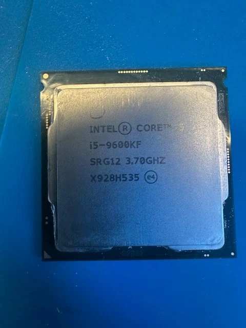 Core i5-9600KF Desktop Processor 6 Cores up to 4.6 GHz Turbo Unlocked - Image 3 of 3
