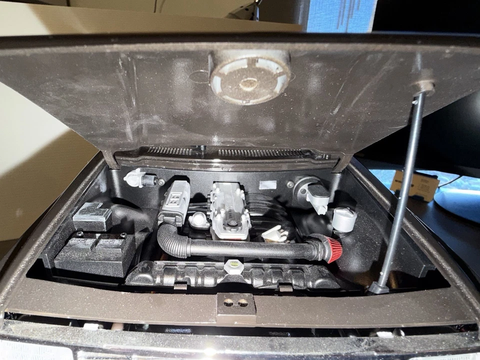 Rc4wd tf2 Toyota four runner 1/10 Used Crawler Off-road Desert Toy Radio Control - Image 3 of 4