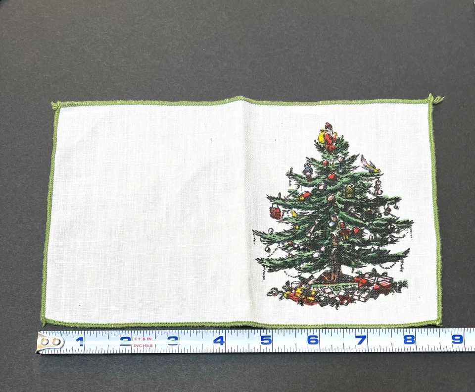 Set of 5 Vintage Spode Christmas Tree Cloth Napkins - Image 4 of 4