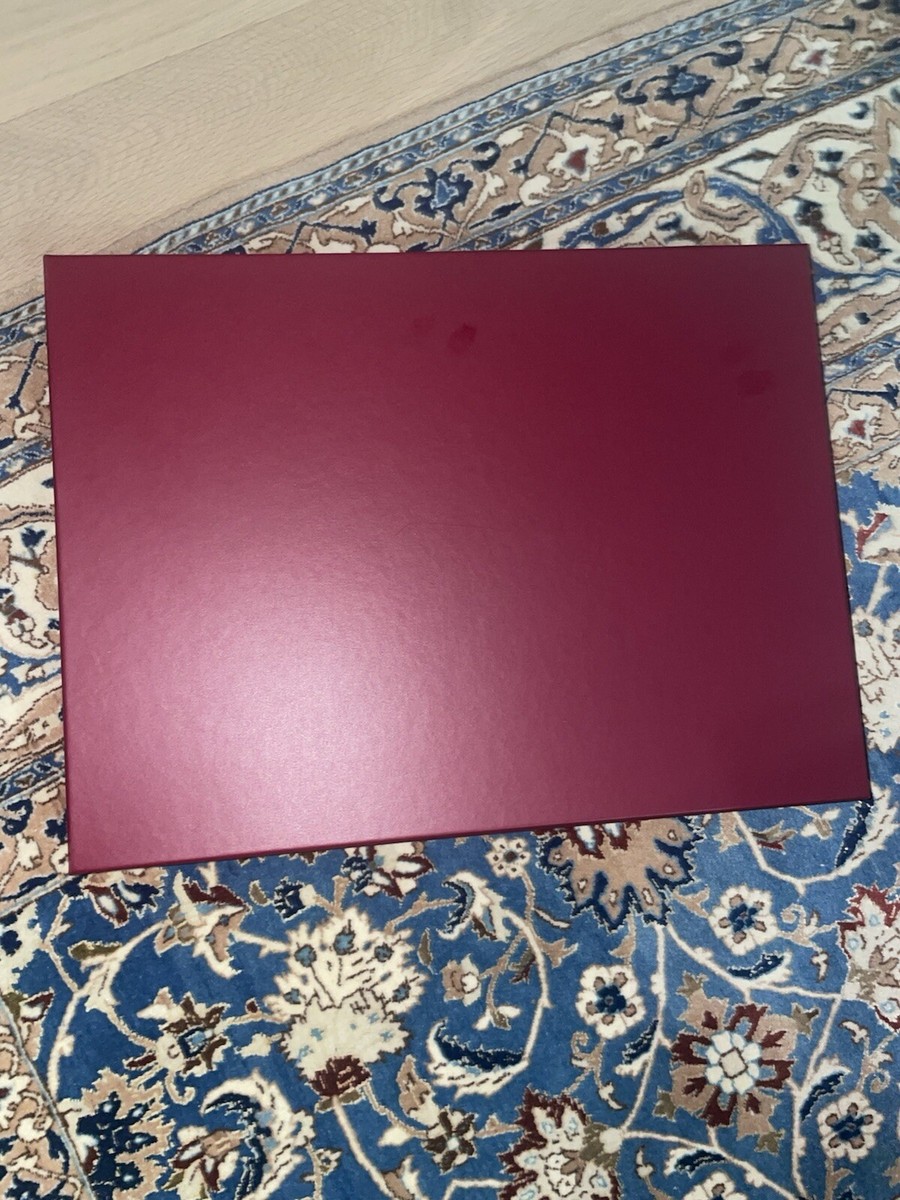AUTHENTIC GUCCI Empty Gift Box - Maroon 16” X 12” X 2” W/Tissue