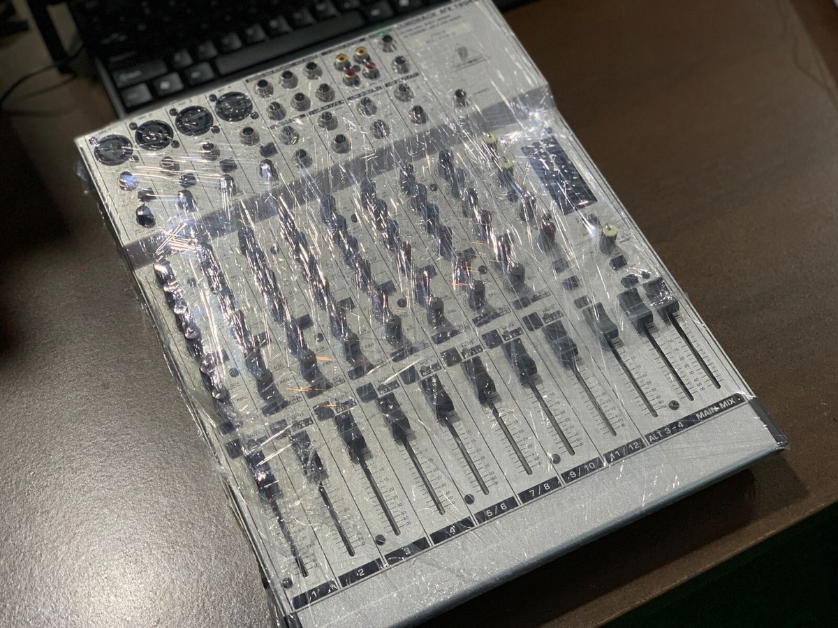 High quality Behringer Eurorack MX 1604A 16 Channel Mic 4 High quality Behringer Eurorack MX 1604A 16 Channel Mic 4