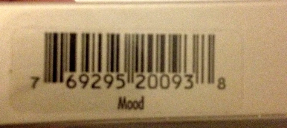 SEBASTIAN TRUCCO BASE EN POLVO DÚO HÚMEDO/SECO ESTADO DE ÁNIMO .4 OZ MATE OSCURO Foto 2 de 4
