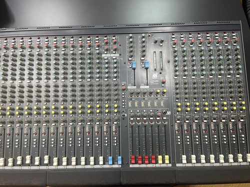 Mixer Analogico Allen & Heath GL2200 24 canali 6 aux professionale - Foto 2 di 5