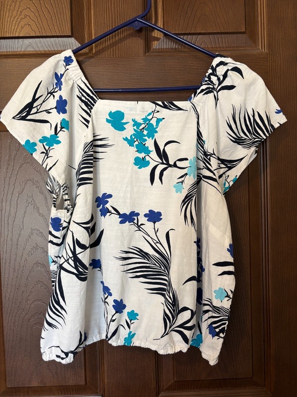 Liz Claiborne Floral Print Top Women's White/Multicolor sz XXL Short Sleeve